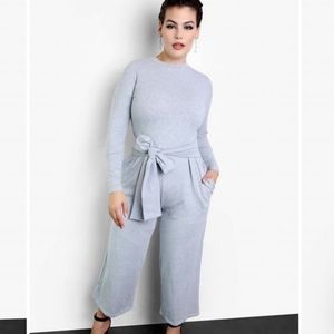 Tie waist wide leg jumpsuit NWOT